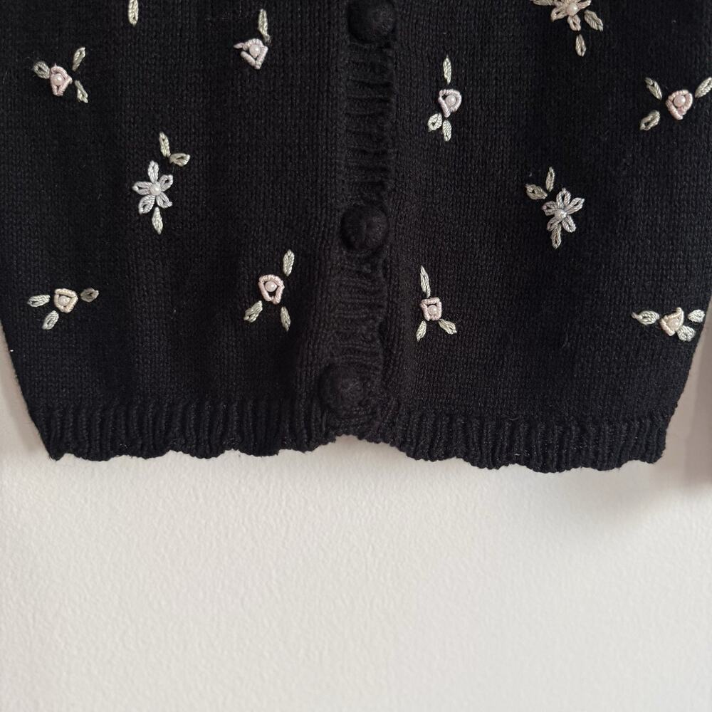 Vintage Victoria Sport Floral Embroidered Pearl Cottagecore Ramie Cardigan Small - Picture 4 of 11
